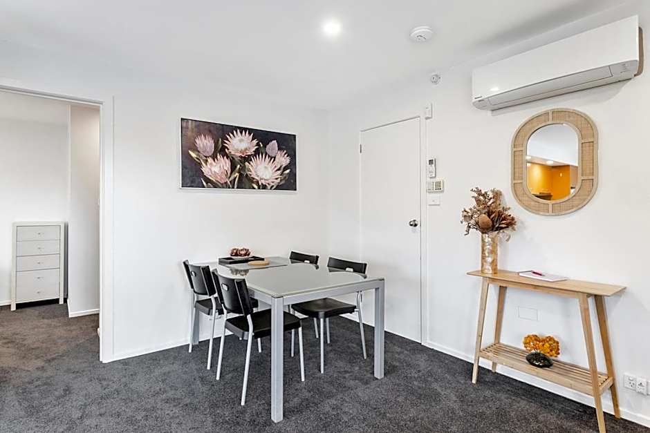 Four on Flinders - one bedroom apartment