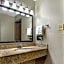 Red Roof Inn & Suites Sulphur Springs