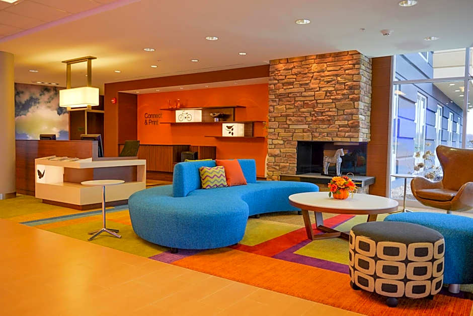 Fairfield Inn & Suites by Marriott Canton South