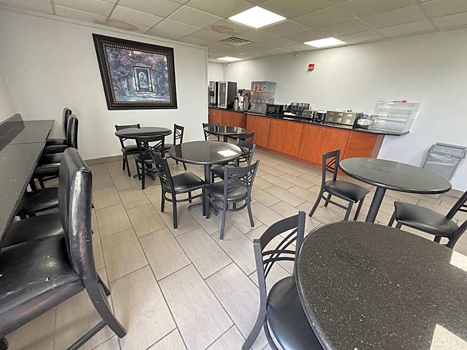 Jacksonville Inn & Suites