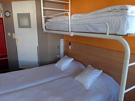 Twin Room with Bunk Bed