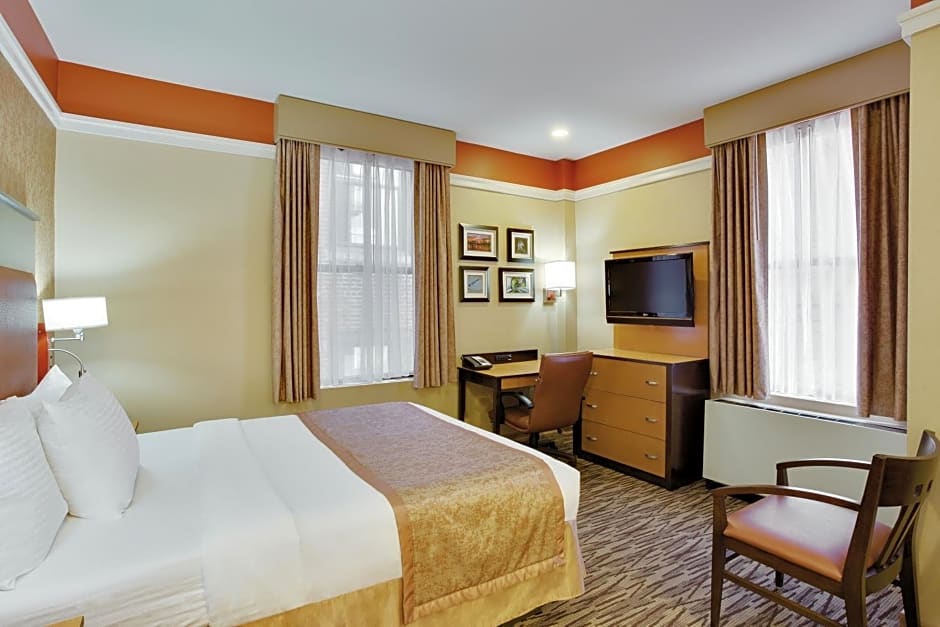 The Hotel @ Fifth Avenue