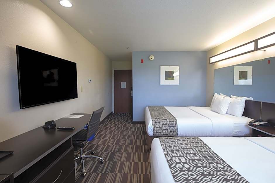 Microtel Inn & Suites By Wyndham Waynesburg