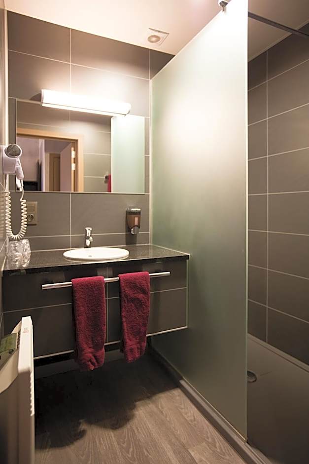 Flanders Lodge Hotel