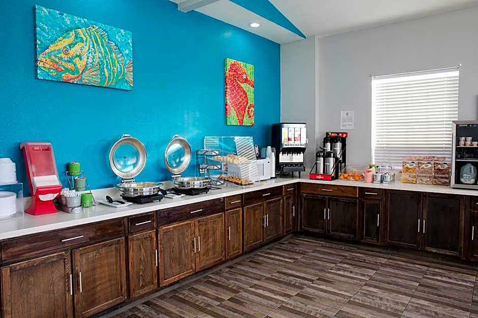 Plantation Suites and Conference Center