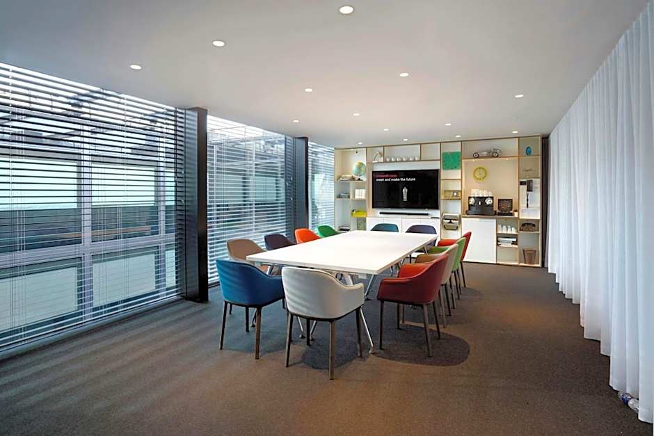 citizenM Tower of London