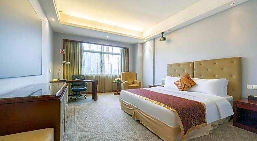 Yiyang Huatian Hotel