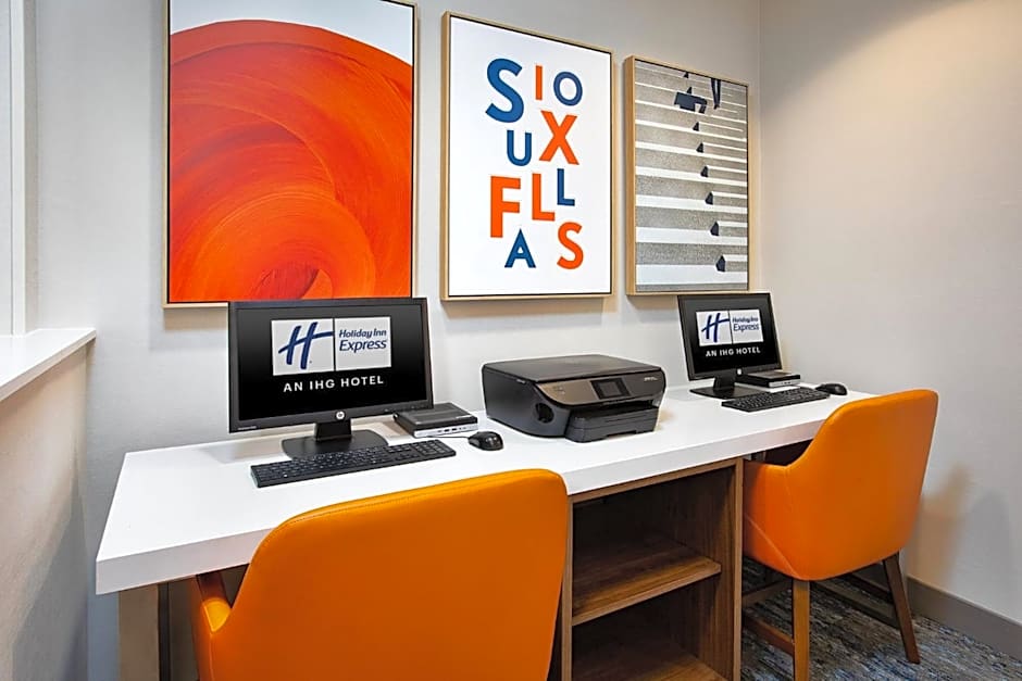 Holiday Inn Express & Suites Sioux Falls Southwest By IHG