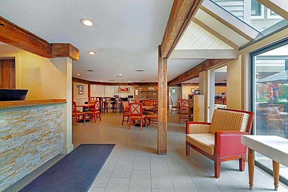 Best Western Inn & Suites Rutland/Killington
