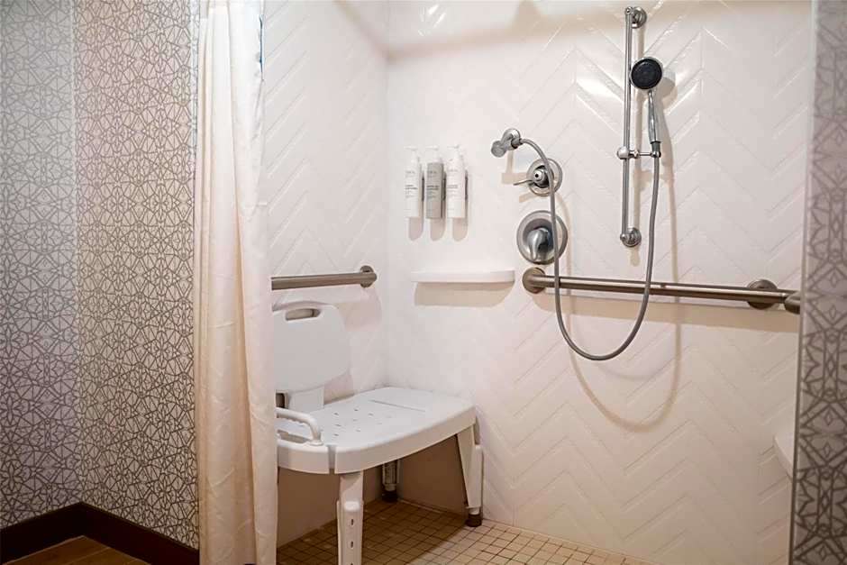 Hampton Inn By Hilton Gonzales