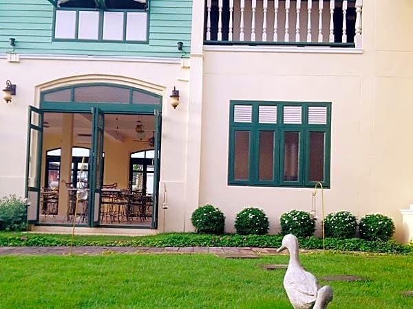 Khum Muang Min Boutique Hotel