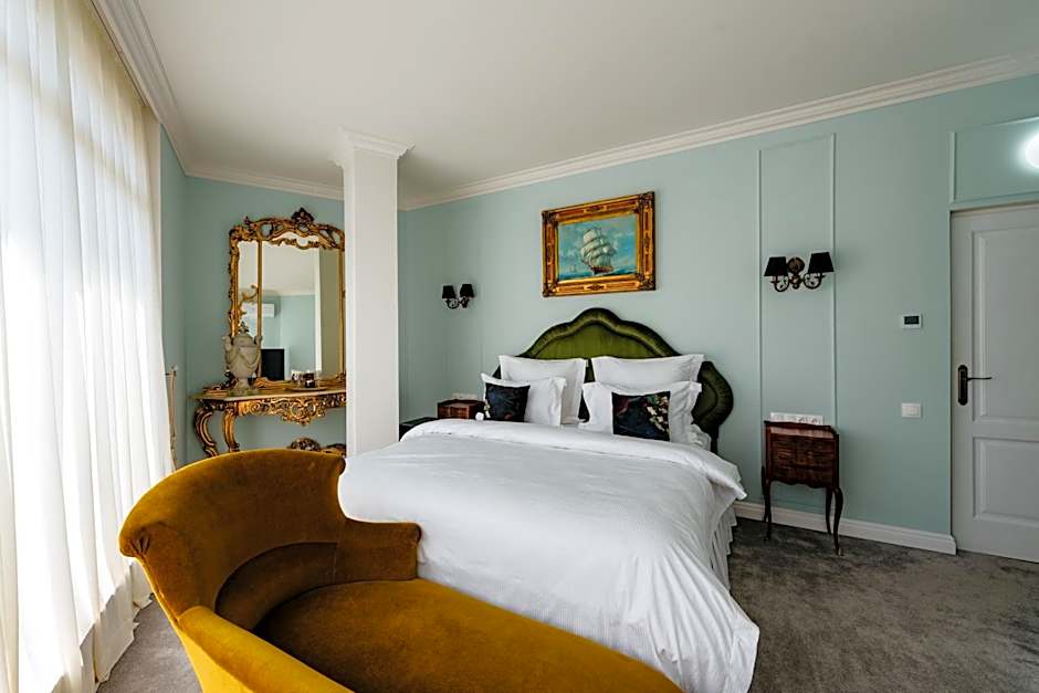 Ateneea Luxury Rooms