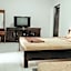 Hotel Diana 2