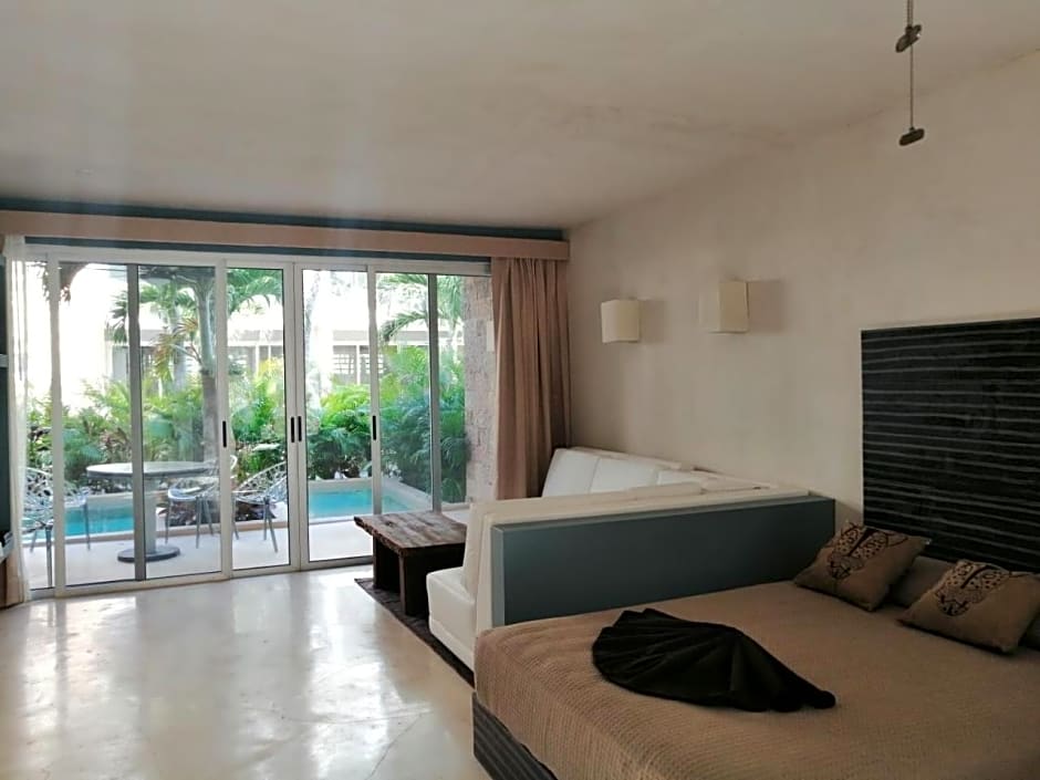 Alma De Flores Private Pools Suites