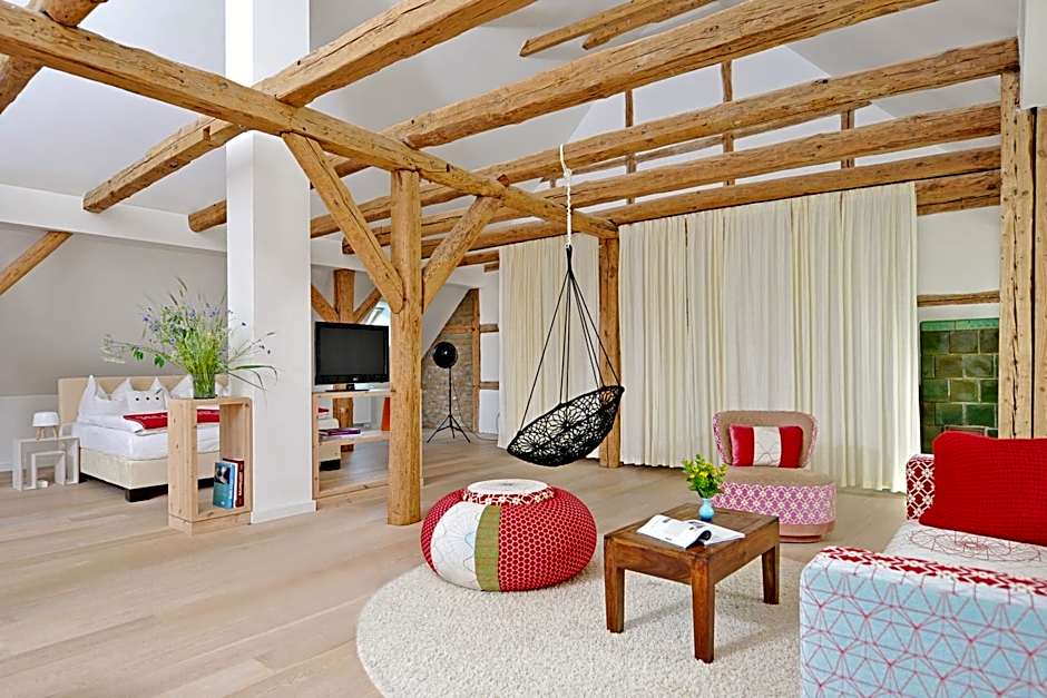 Kavaliershaus Schloß Blücher am Finckenersee