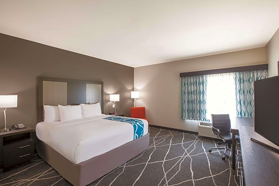 La Quinta Inn & Suites by Wyndham Tulsa Broken Arrow