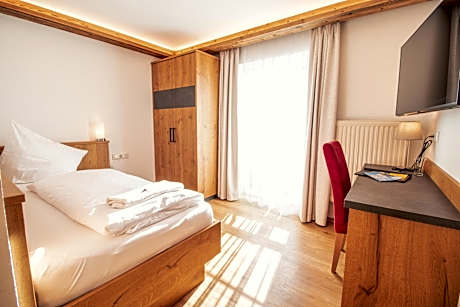 Single Room with Balcony