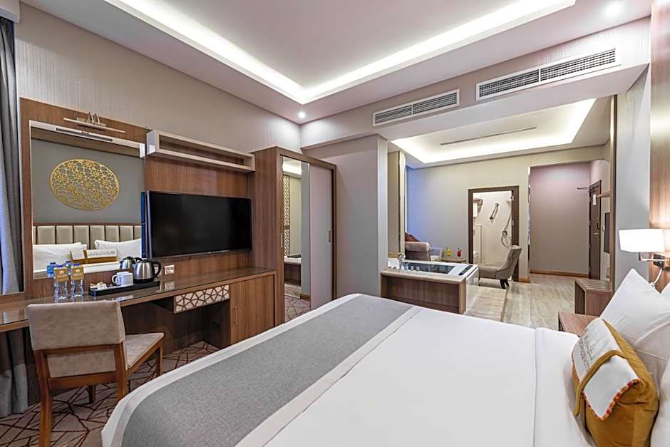 Crown Rose Al Sahafa Hotel