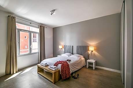 One Bedroom Apartment (6 Adults)