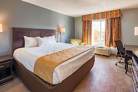 King Room - Non-Smoking