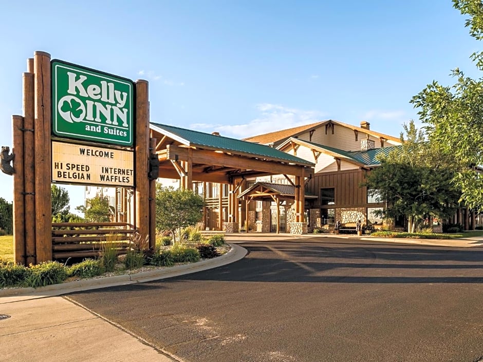 Kelly Inn and Suites Mitchell