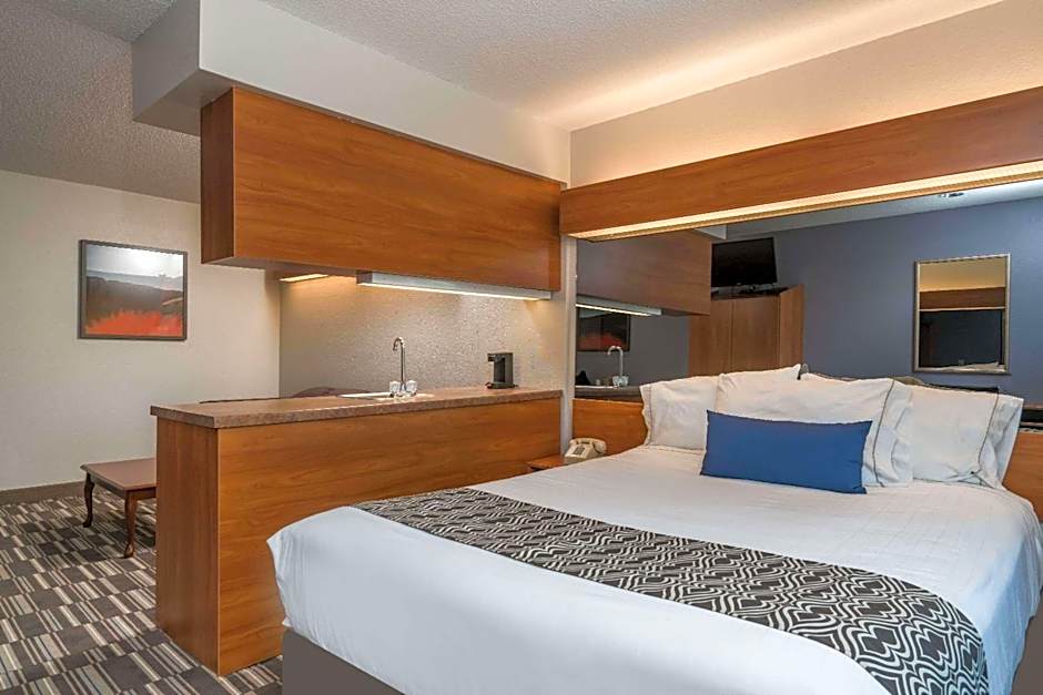 Microtel Inn & Suites By Wyndham Springfield