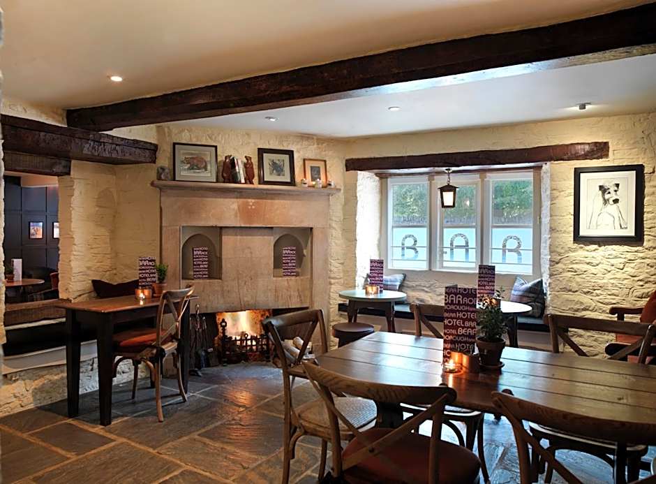 The Bear Of Rodborough Hotel