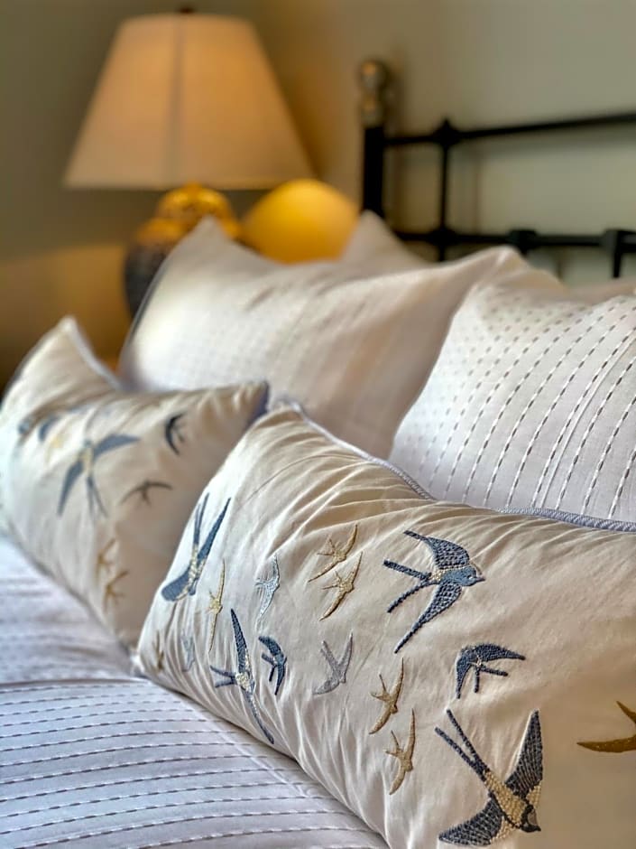 Maison Hirondelles Hôtes