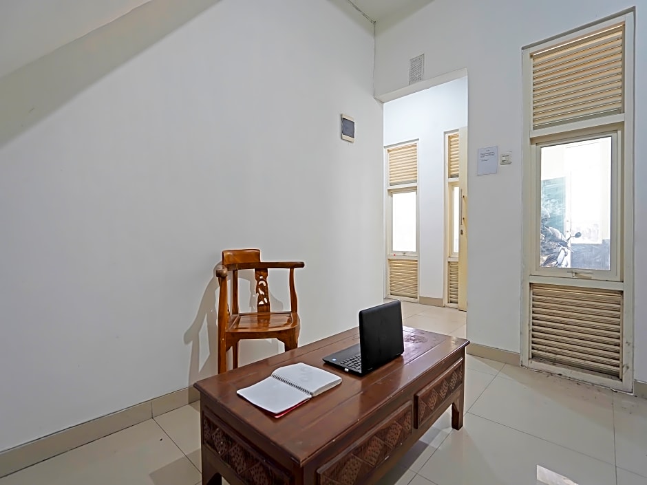 91743 Choirul Residence