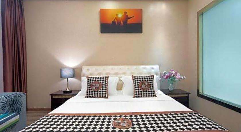Mount Emei Happy Hotel
