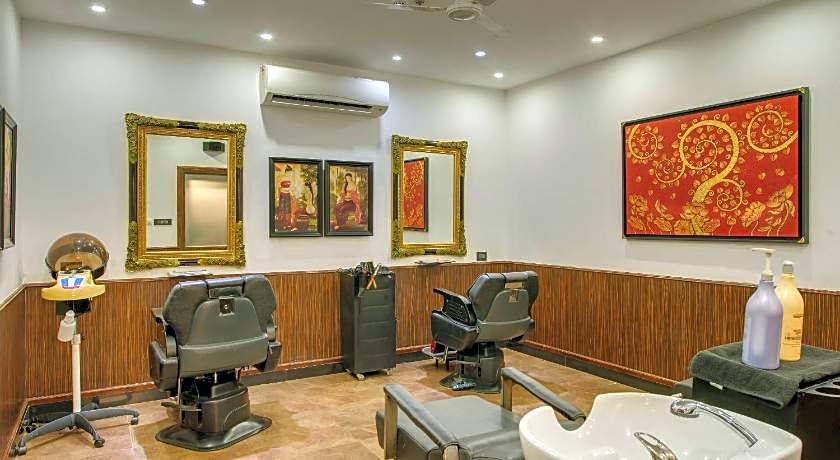 Mayfair Waves Resort