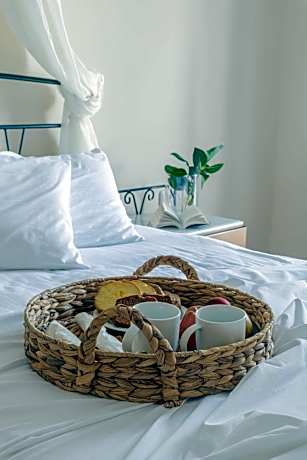 Deluxe Room with Outdoor Jet Tub