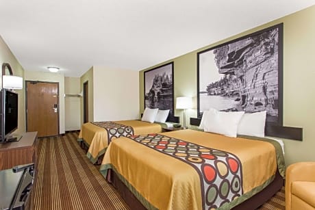 2 Queen Beds Non-Smoking