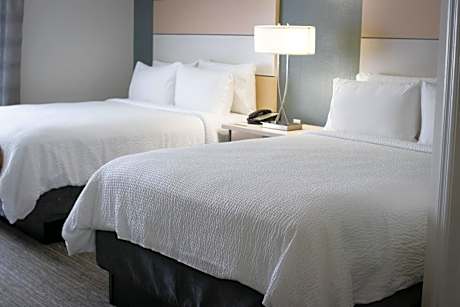 Studio Suite with Two Double Beds