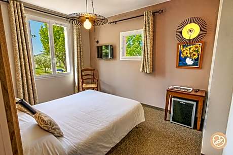 Triple Room with Garden View