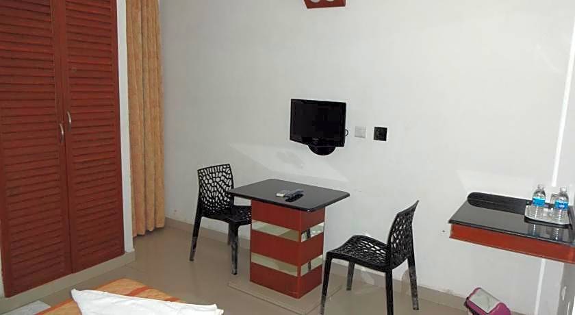 Lotus Bay View Hotel