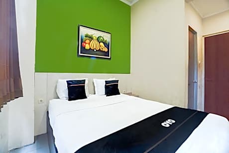 Indonesia Deluxe Double Near Main Balcony