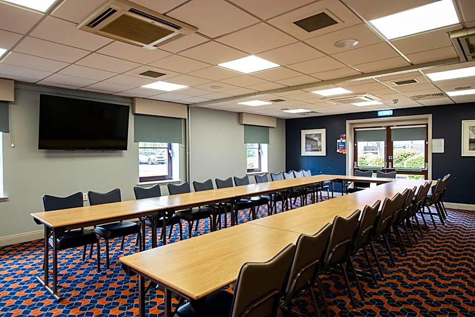 Holiday Inn Express Perth By IHG