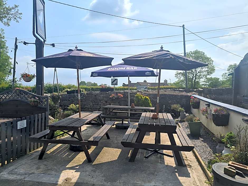 Blue bells Small but quirky & Cozy Shepherd's Hut