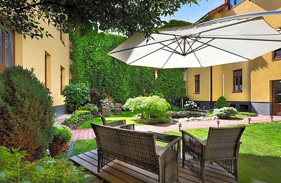 Penzión Hradbová Old Town Residence & SPA