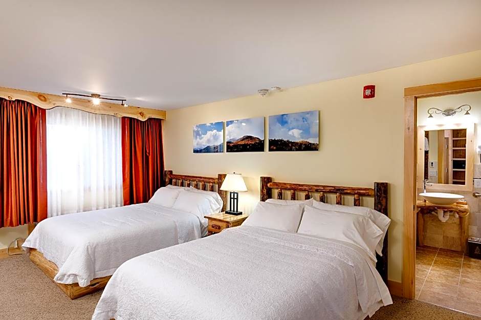 Adirondack Spruce Lodge