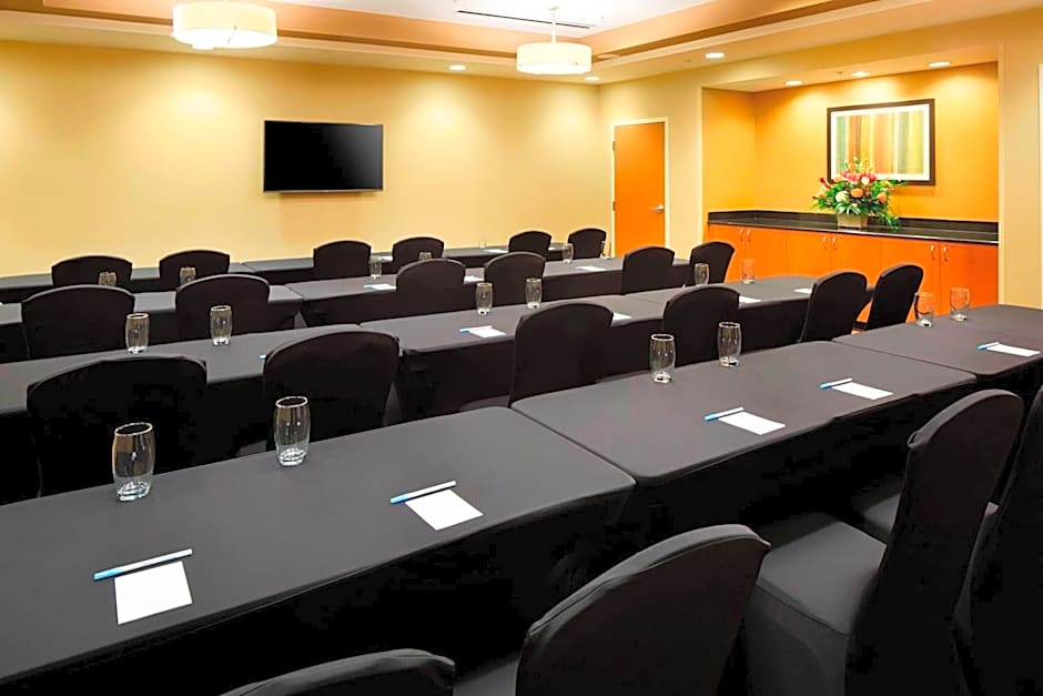 Fairfield Inn & Suites by Marriott Cumberland