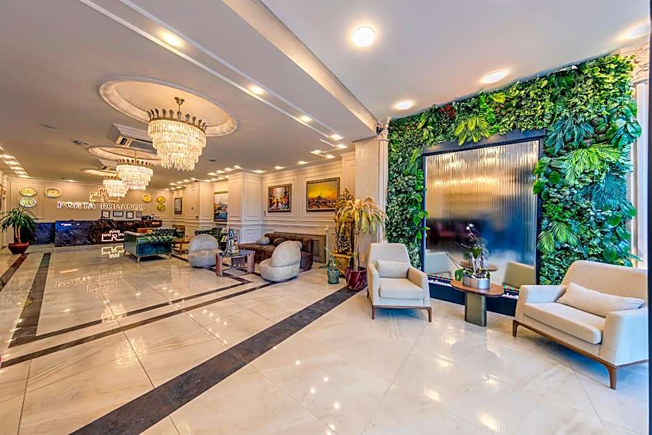 Porta Romanos Hotel