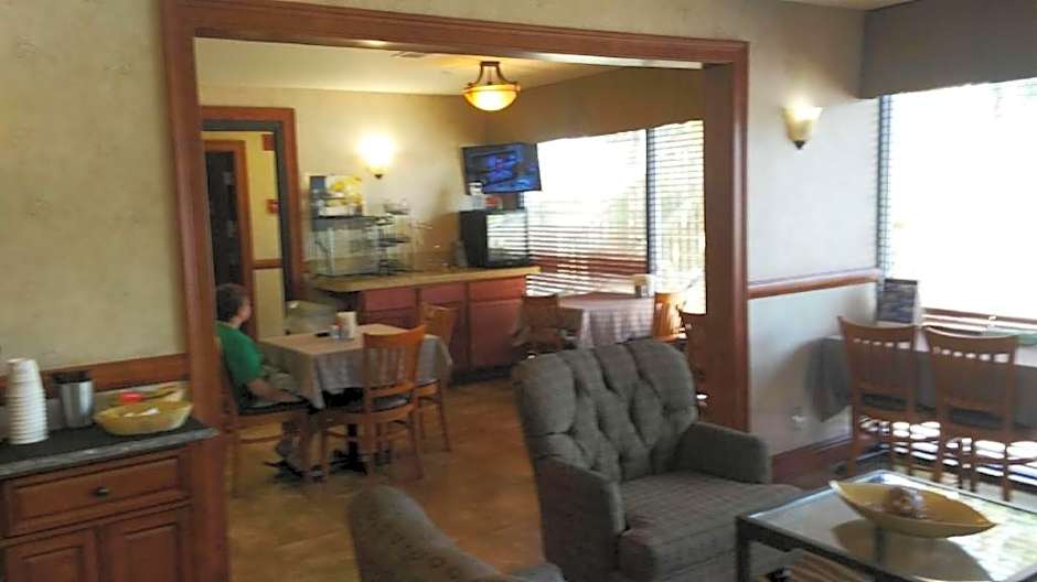 Airport Inn