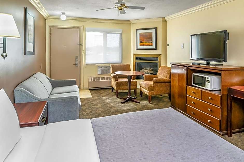 Quality Inn & Suites