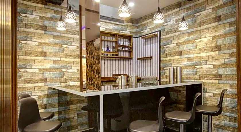 Hotel La Mirage Noida