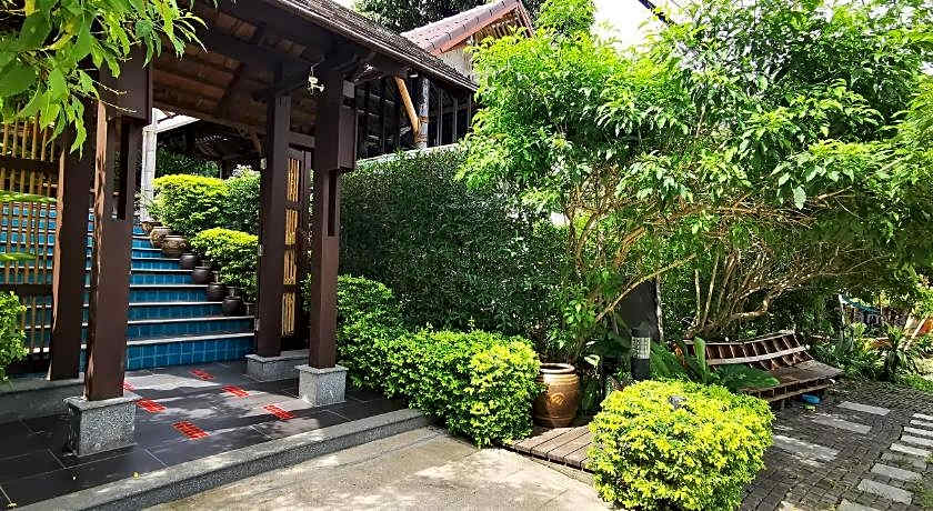 Aha Lanta Cozy Hostel