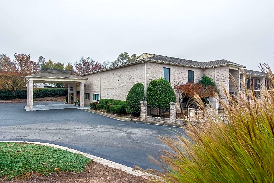Quality Inn Oakwood - Gainesville