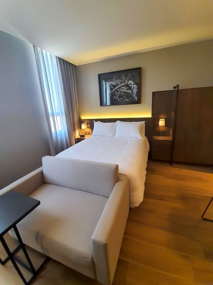 Staybridge Suites Guadalajara Novena By IHG