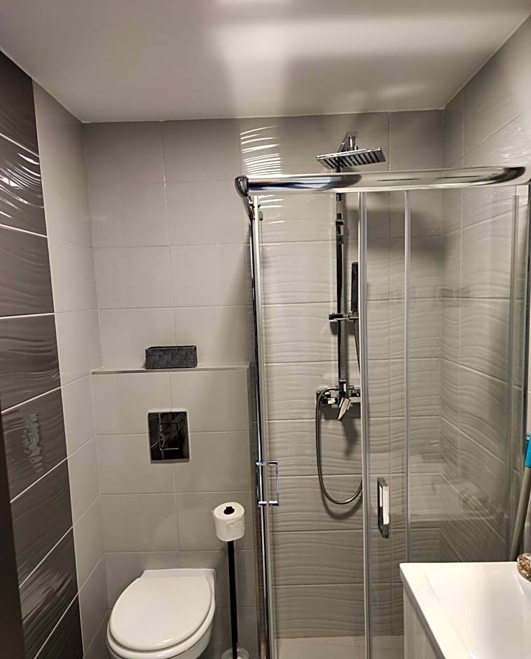 AQUA SOLAR APARTMANHÁZ